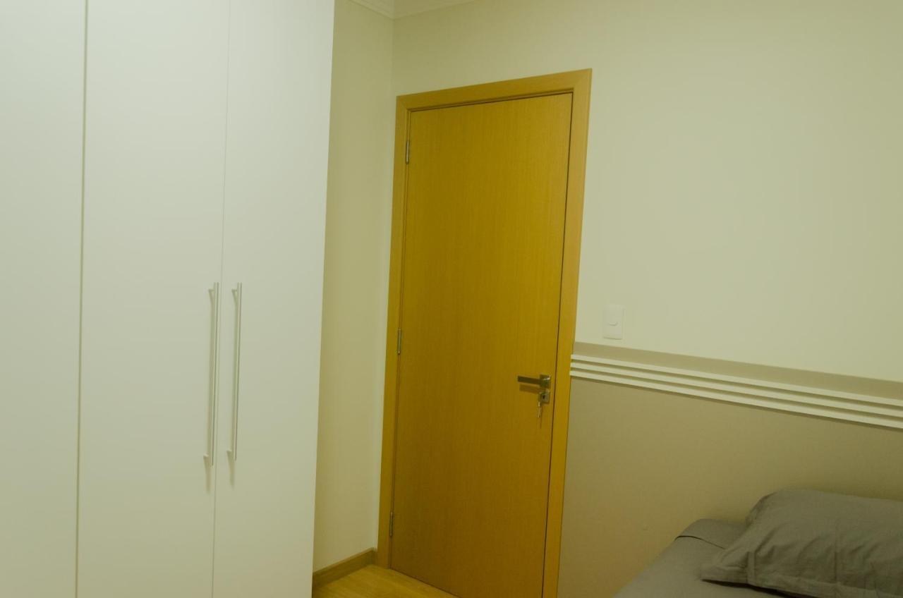 No Centro De Cascavel, Atras Do Ibis, Confortavel E Bom Gosto Cascavel  Εξωτερικό φωτογραφία